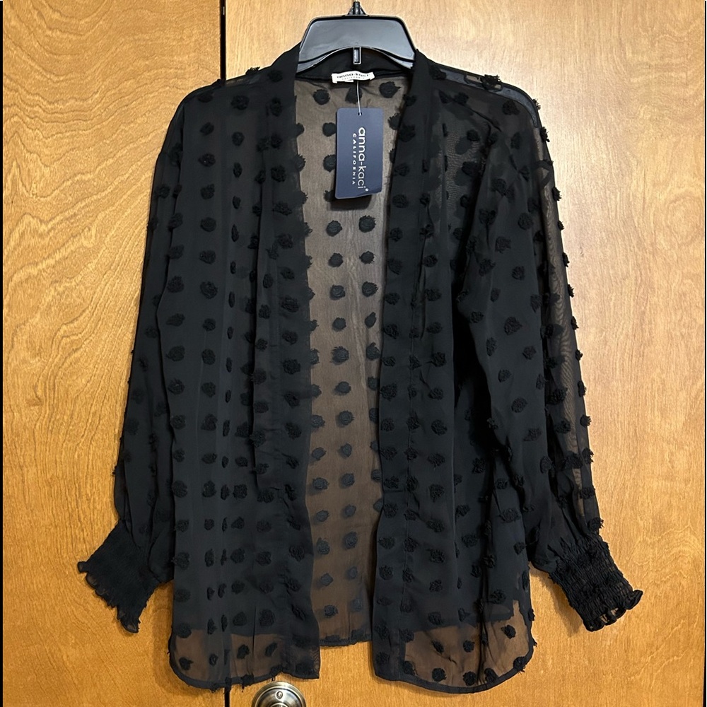 NWT sheer Swiss dot black open front blouse/ cover up. Size M